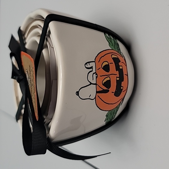 Rae Dunn Halloween 4pc Measuring Cup Set (Peanuts) - Picture 1 of 5